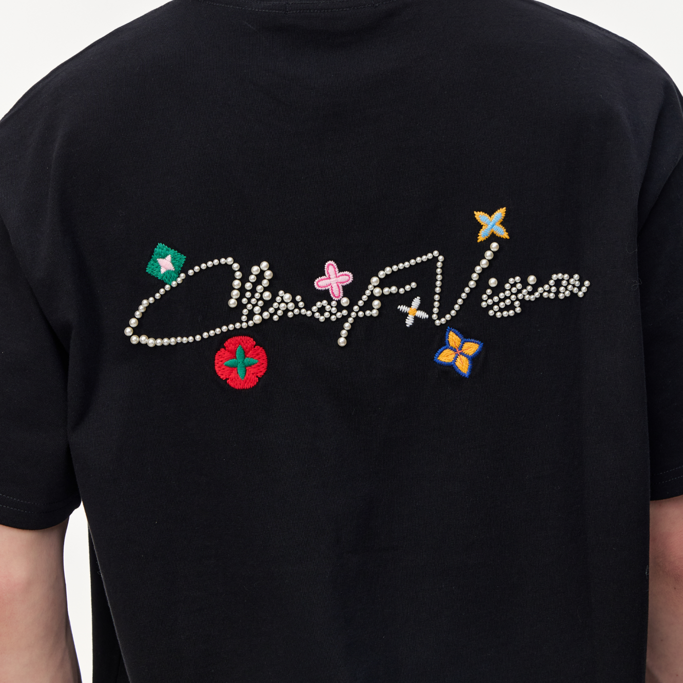 Black Rhinestone Pearl Logo Embroidered Floral Short-Sleeve T-Shirt