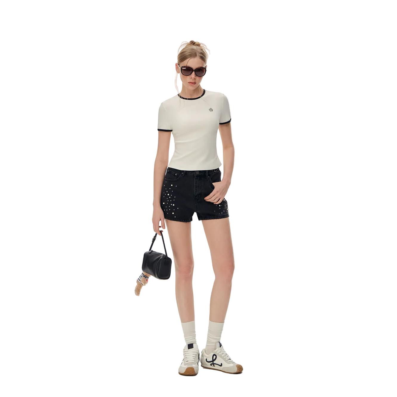 White Floral Embroidered Short-Sleeve T-Shirt