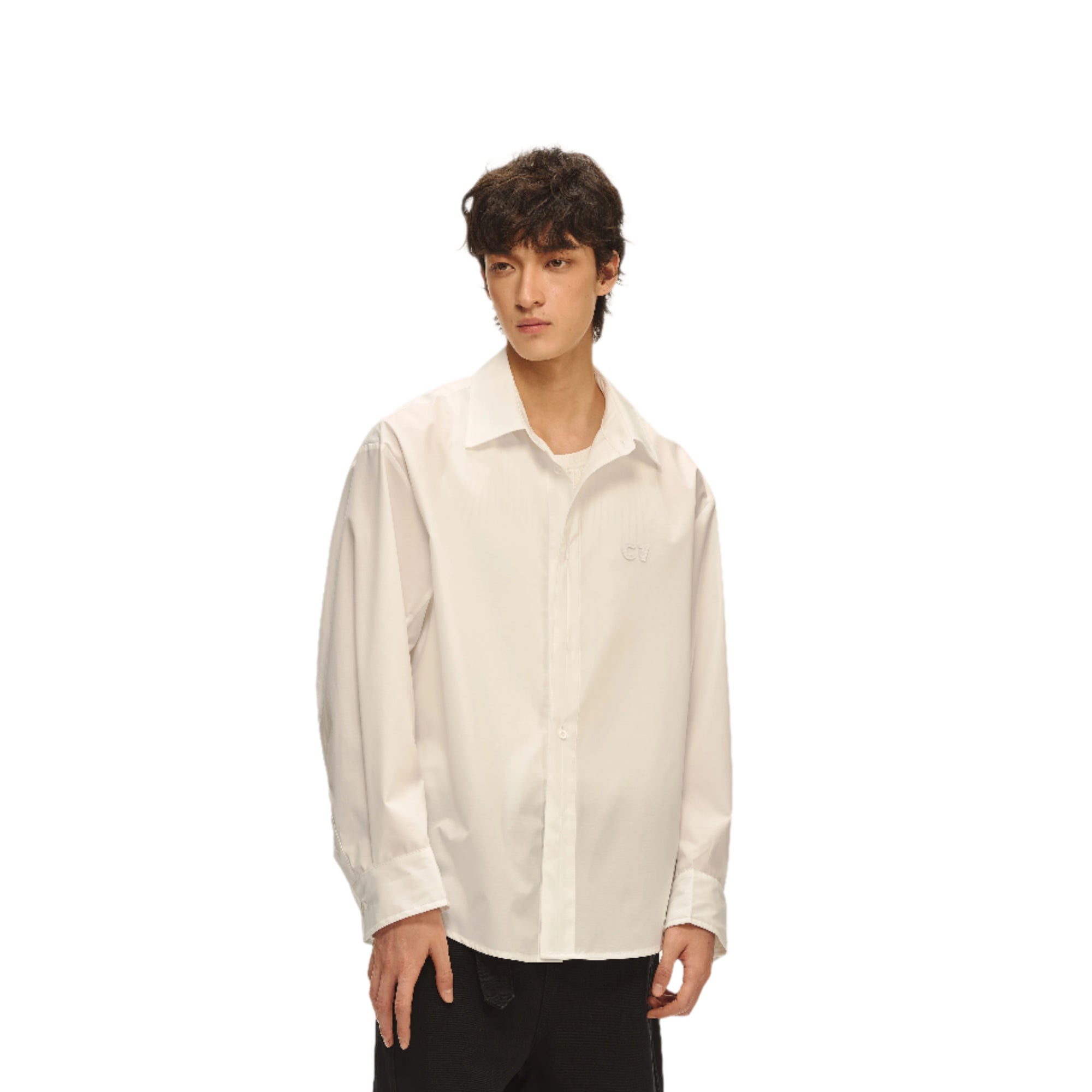 White CV embroidered long-sleeved shirt