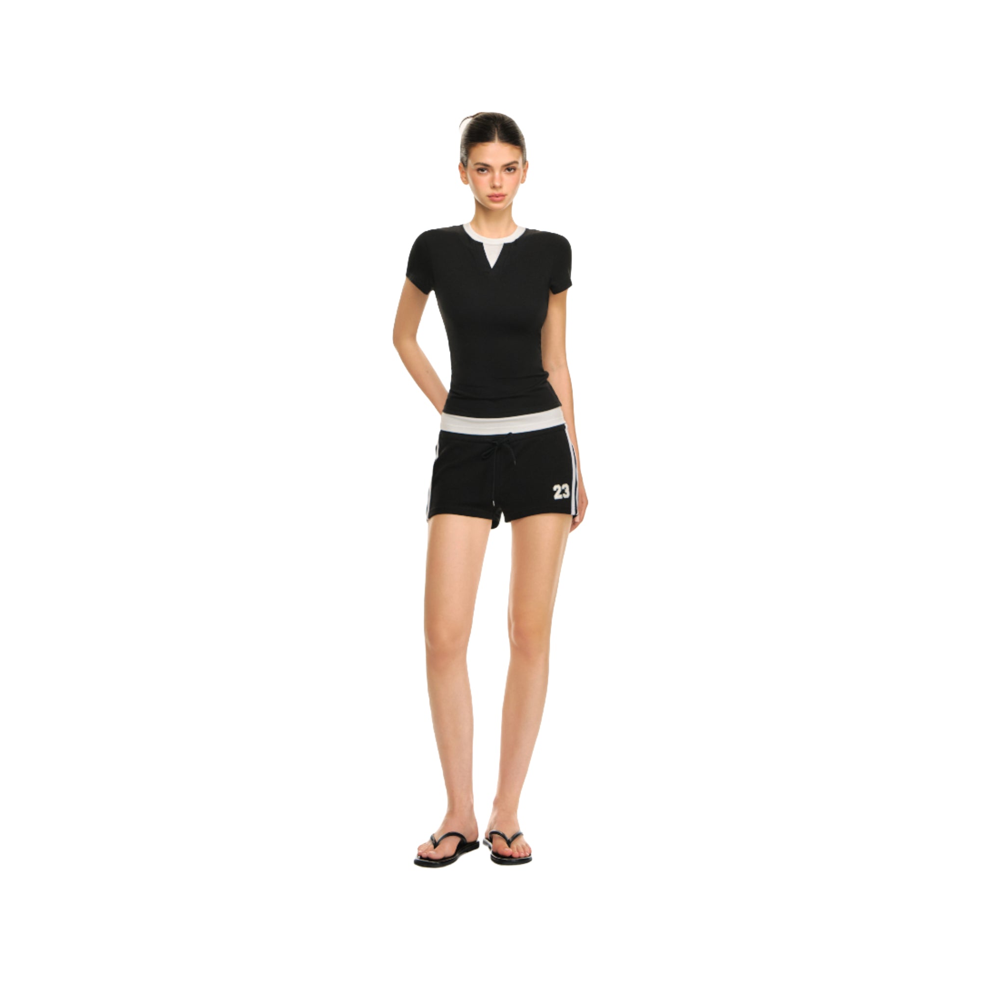 Black Cool Fake Two-piece V-neck Short-sleeved T-shirt